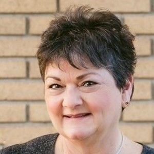 Meet your Posher, Dolores